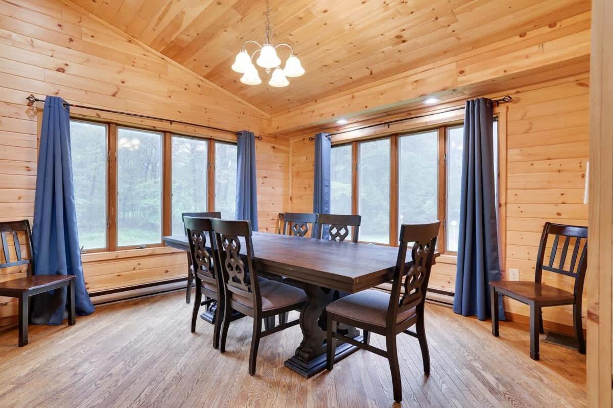 Relax In Blakeslee - Spacious 5Br Home With Bbq Экстерьер фото