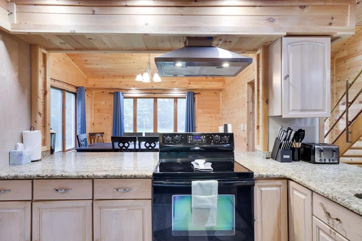 Relax In Blakeslee - Spacious 5Br Home With Bbq Экстерьер фото